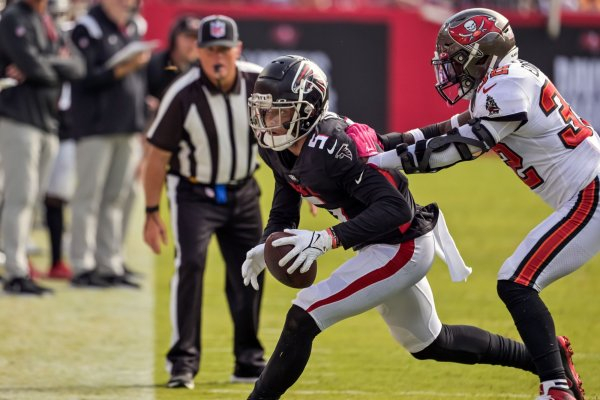 Moore, Addison among 4 must-start Week 6 fantasy football wide receivers