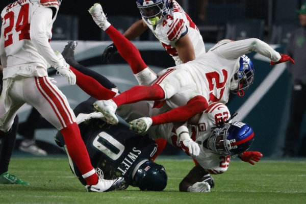 NFL Draft: Bears stay on track for top pick, Patriots drop to No. 4