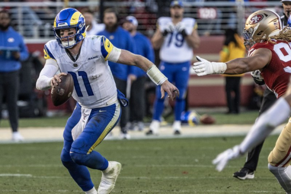 Chiefs to sign backup QB Carson Wentz Chiefs to sign backup QB Carson Wentz