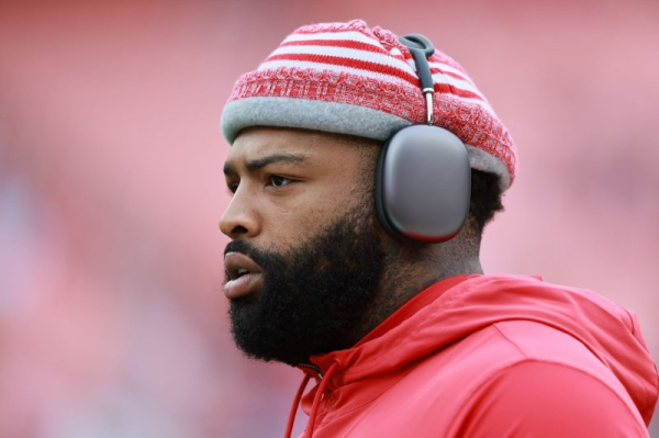 All-Pro left tackle Trent Williams ends holdout, finalizes pact with San Francisco 49ers All-Pro left tackle Trent Williams ends holdout, finalizes pact with San Francisco 49ers