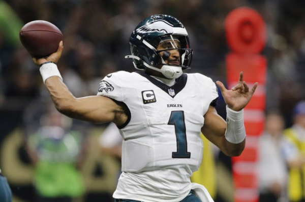 Justin Herbert, Myles Garrett, DeVonta Smith among injured in NFL's Week 3