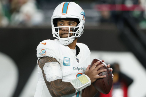 Miami Dolphins QB Tua Tagovailoa expected to return -- sometime this season Miami Dolphins QB Tua Tagovailoa expected to return -- sometime this season