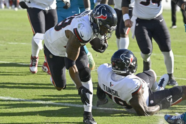 Houston Texans' Azeez Al-Shaair suspended for hit on Jacksonville Jaguars' Trevor Lawrence