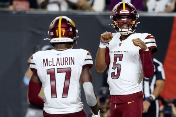 Jayden Daniels, Commanders to 'keep fighting' after ending 19-year playoff drought Jayden Daniels, Commanders to 'keep fighting' after ending 19-year playoff drought