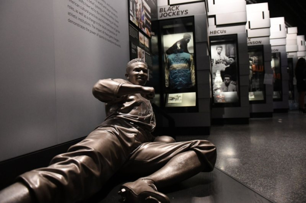 Department of Defense scrubs Jackie Robinson military history article from website