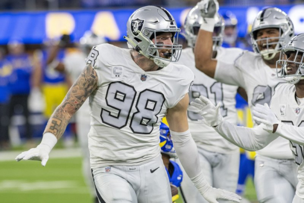 Las Vegas Raiders sign defensive end Maxx Crosby to record $106.5M extension Las Vegas Raiders sign defensive end Maxx Crosby to record $106.5M extension