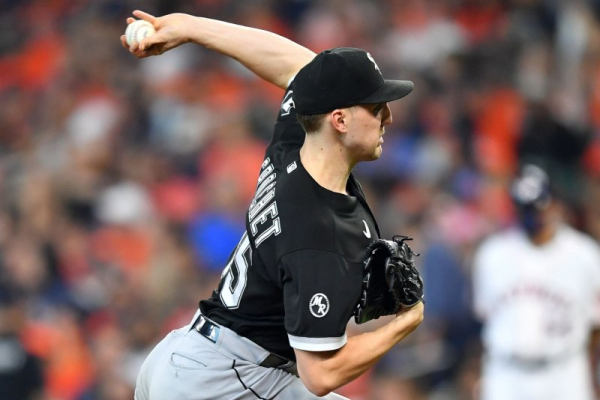 Boston Red Sox, pitcher Garrett Crochet agree to $170M extension