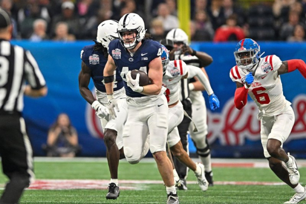 NFL mock draft 3.0: Broncos trade up for Warren, Bears get Carter