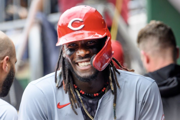 Reds' Elly De La Cruz 'torpedoes' Rangers with 2 homers, 7 RBIs