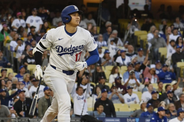 Dodgers' Shohei Ohtani obliterates two homers, strikes out vs. Athletics position player