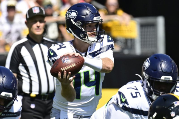 Dowdle, Darnold among fantasy football add/drops for Week 6