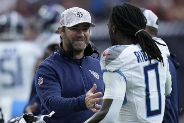 Tennessee Titans fire coach Brian Callahan after 1-5 start Tennessee Titans fire coach Brian Callahan after 1-5 start