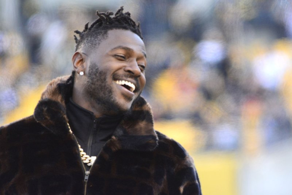 Former NFL WR Antonio Brown to stand trial for Miami shooting Former NFL WR Antonio Brown to stand trial for Miami shooting
