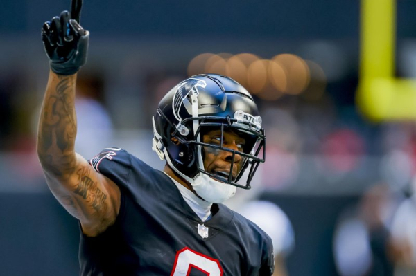 Falcons rally past Buccaneers on Pitts' career night Falcons rally past Buccaneers on Pitts' career night