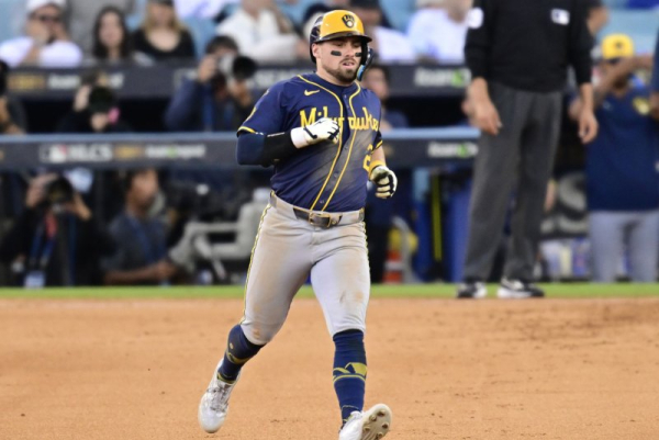 Boston Red Sox land Milwaukee Brewers' Caleb Durbin in 6-player trade