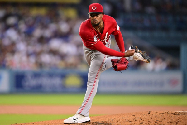Reds pitcher Hunter Greene to undergo elbow surgery, out until July