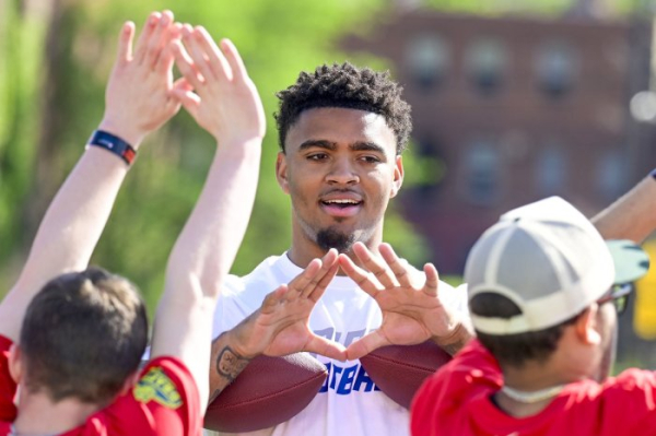 Top NFL Draft pick Fernando Mendoza says he's at 'bottom of totem pole'