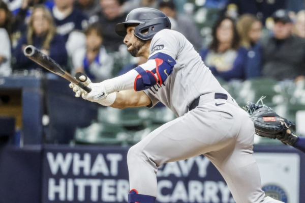 Piitch-timer gamesmanship triggers scuffle between Pirates, Yankees